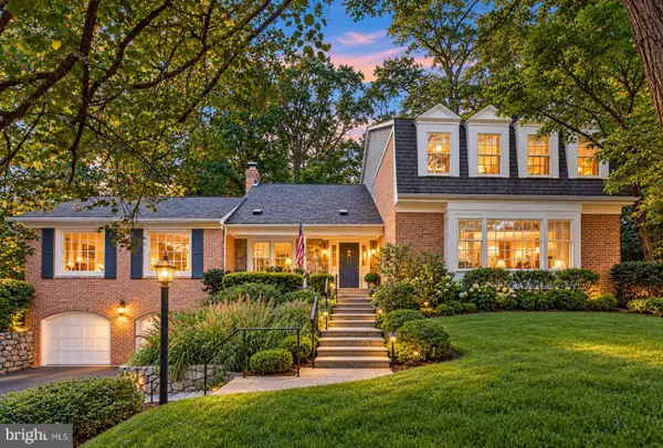 6409 Fallen Oak Ct, BETHESDA, MD 20817