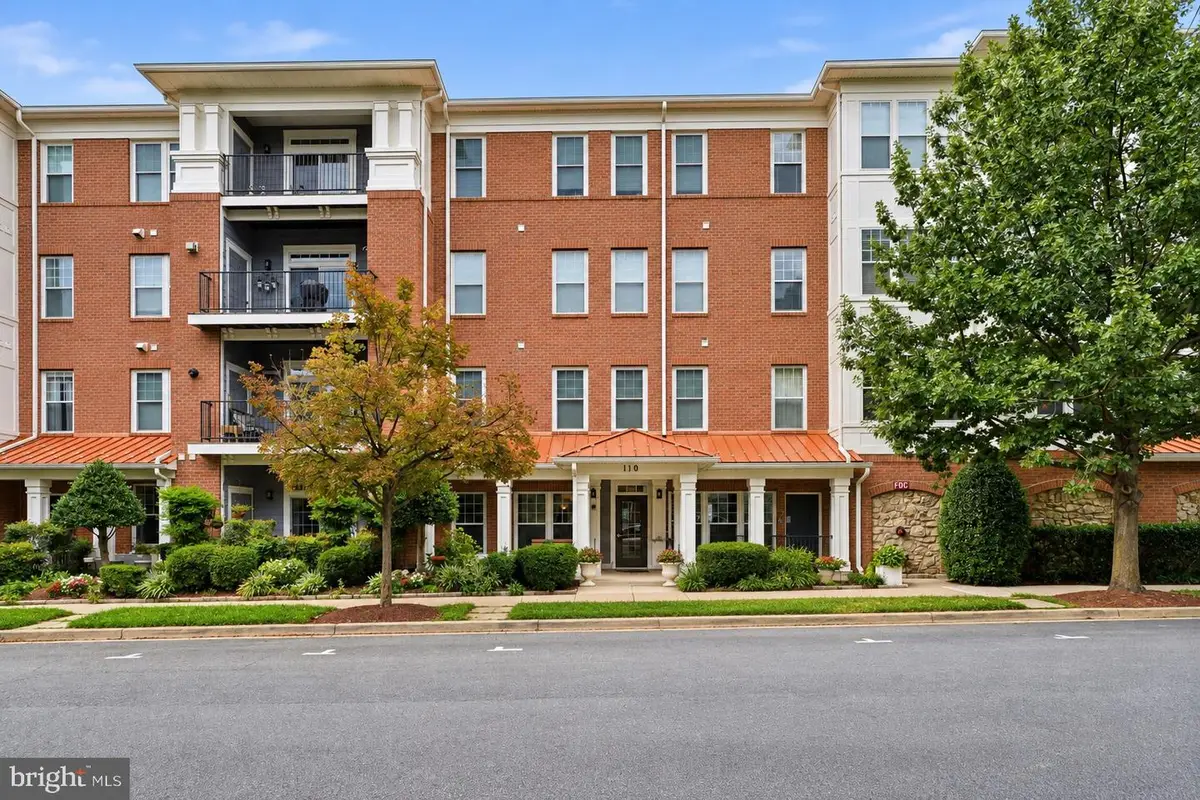 110 Chevy Chase St #406, Gaithersburg, MD 20878 - #1