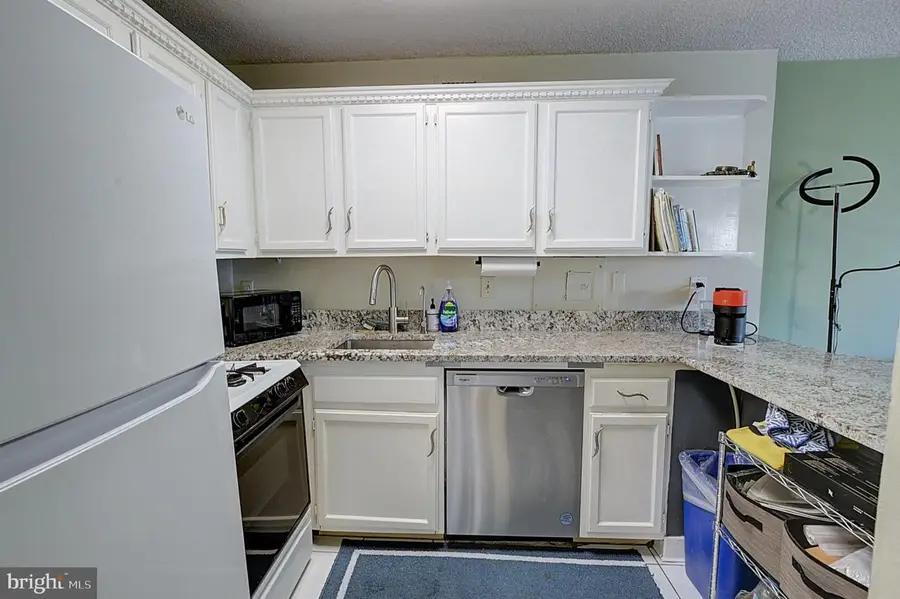 5225 Pooks Hill Rd #506n, Bethesda, MD 20814 - #3