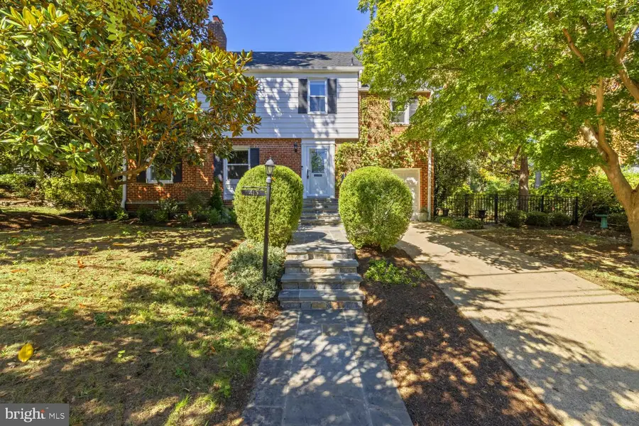 415 Schuyler Rd, Silver Spring, MD 20910 - #2