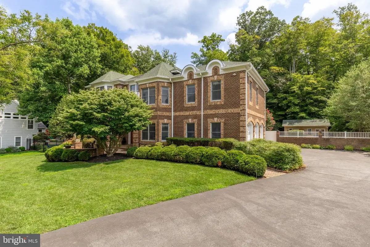 8505 Howell Rd, Bethesda, MD 20817 - #1