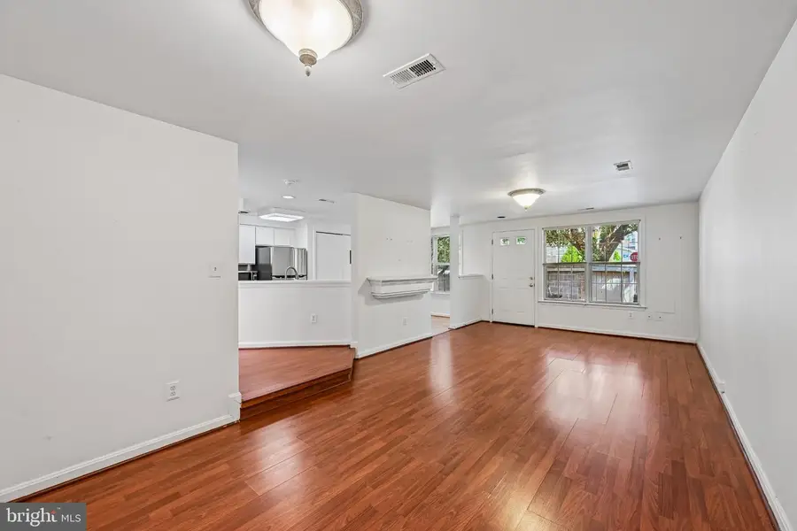 8802 Sturbridge Pl, Gaithersburg, MD 20886 - #2