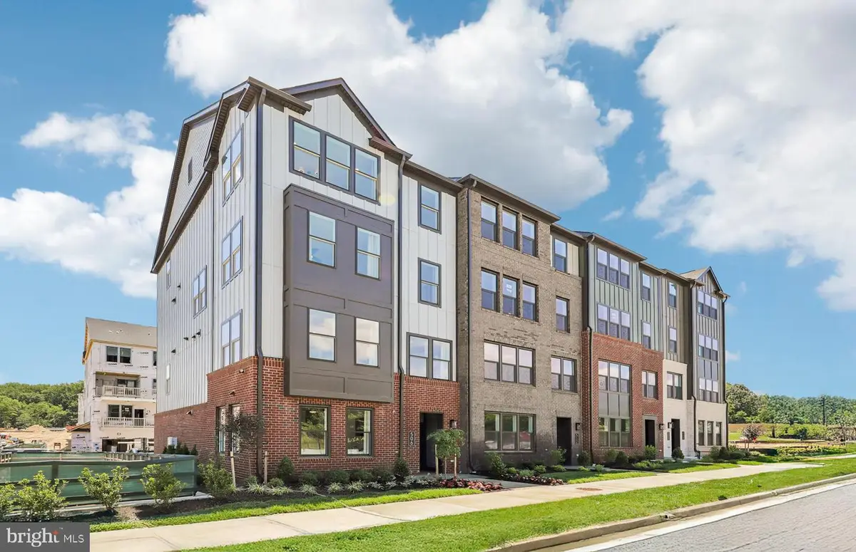 612 Parkview Ave, Gaithersburg, MD 20878 - #1
