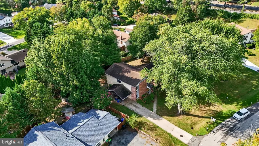 405 Winterthur Ct, Silver Spring, MD 20904 - #2