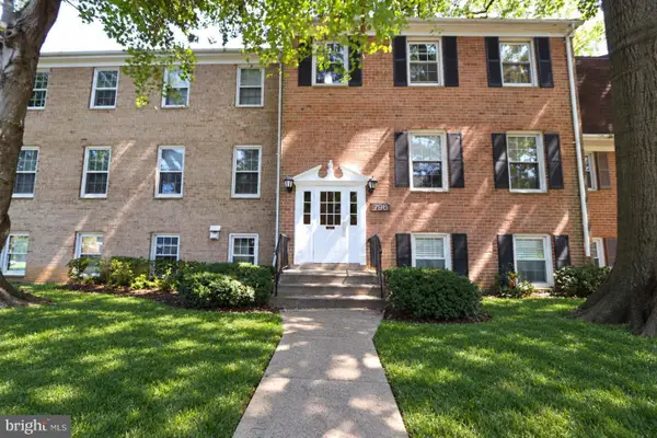 796 Quince Orchard Blvd #101, GAITHERSBURG, MD 20878