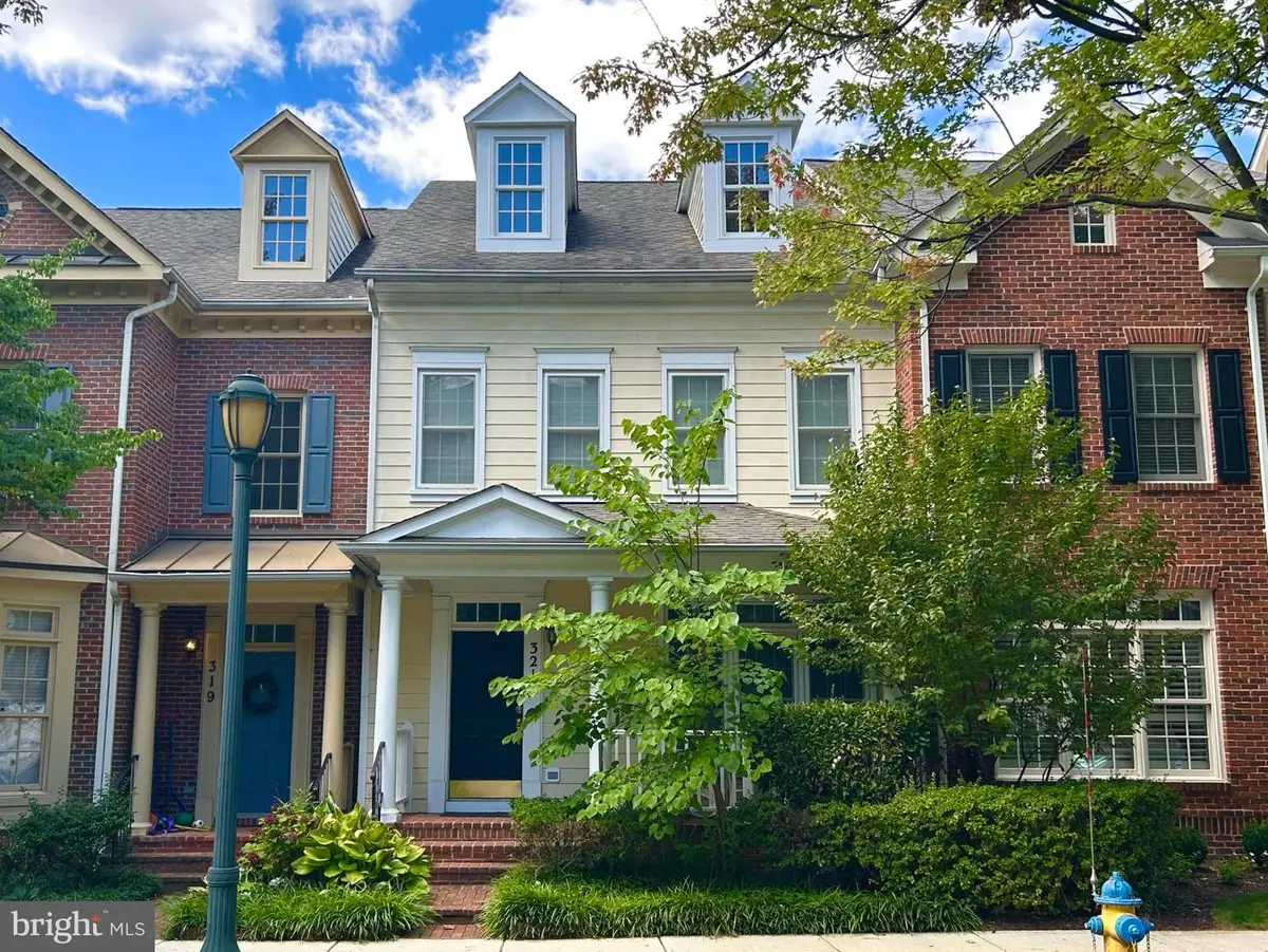321 Casey Ln, Rockville, MD 20850 - #1