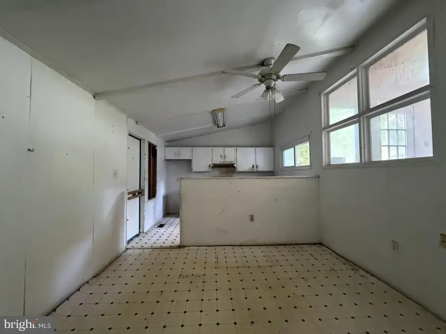 11516 Cherry Grove Dr, Gaithersburg, MD 20878 - #2