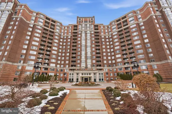 5809 Nicholson Ln #110, NORTH BETHESDA, MD 20852
