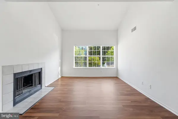 18529 Boysenberry #303, MONTGOMERY VILLAGE, MD 20879