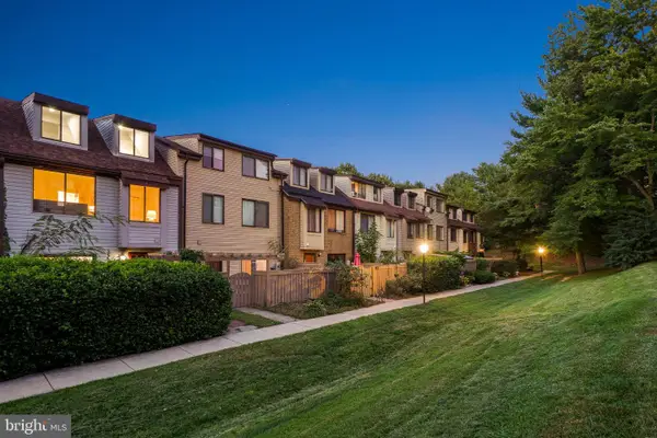 9879 Brookridge Ct, GAITHERSBURG, MD 20886