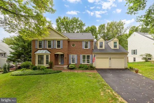19909 Silverfield Dr, MONTGOMERY VILLAGE, MD 20886
