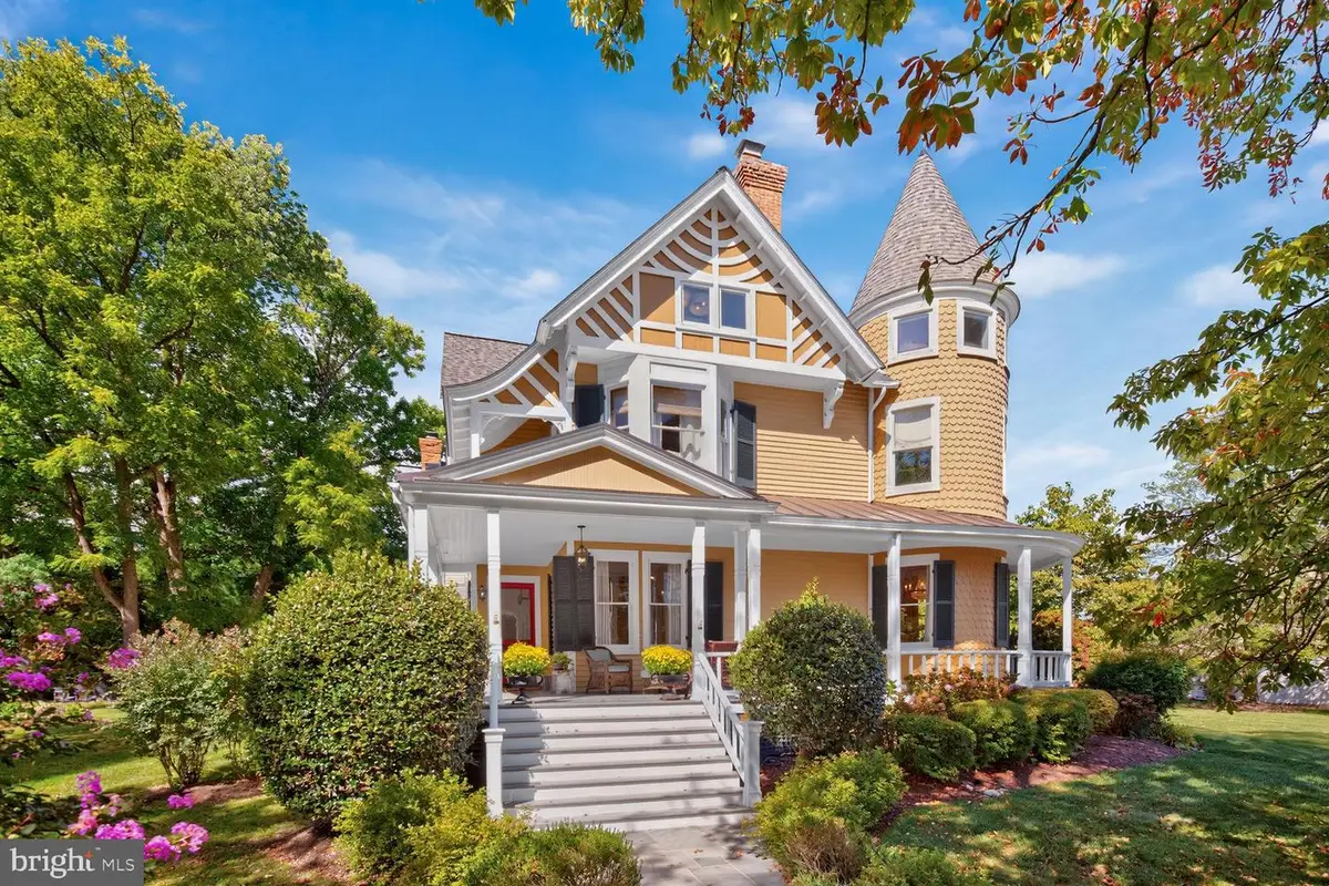 10400 Montgomery Ave, Kensington, MD 20895 - #1