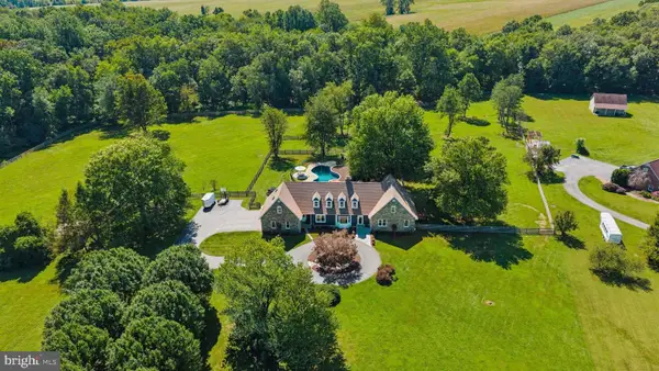 22400 Rolling Hill Ln, LAYTONSVILLE, MD 20882