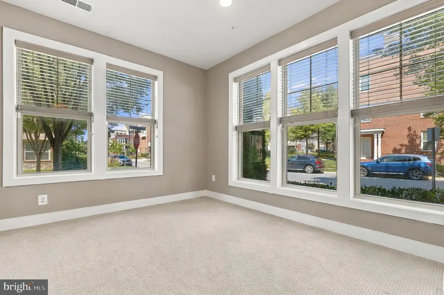 701 Hendrix Ave, Gaithersburg, MD 20878 - #2