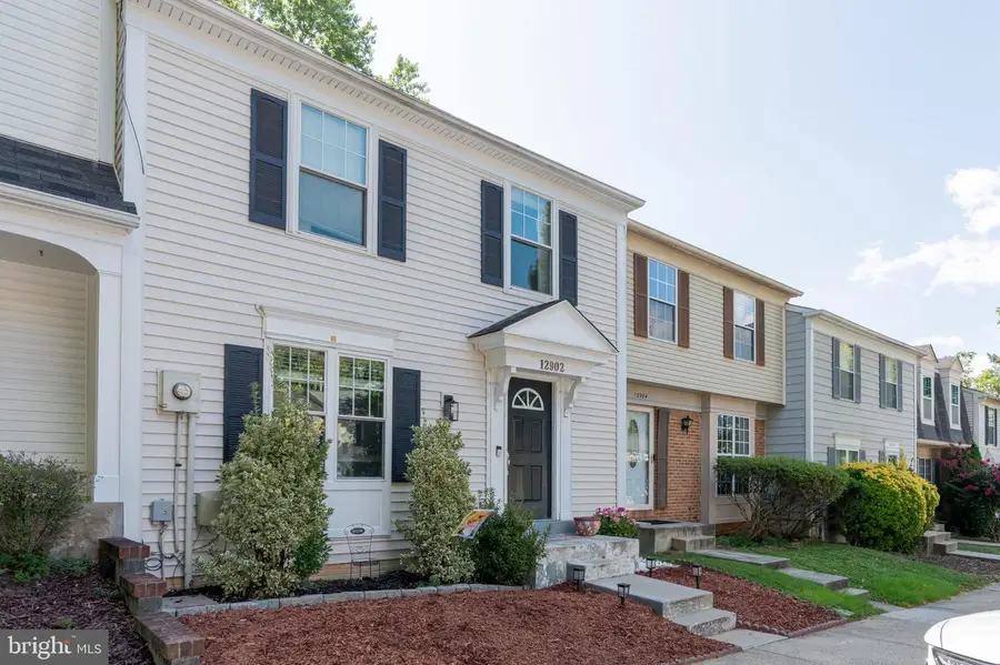12902 Pickering Dr, Germantown, MD 20874 - #2