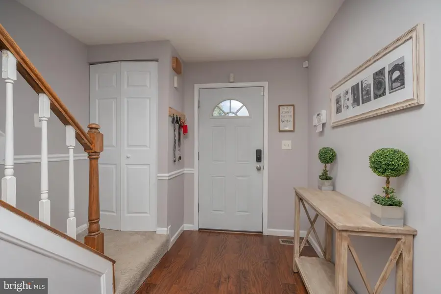 12902 Pickering Dr, Germantown, MD 20874 - #3