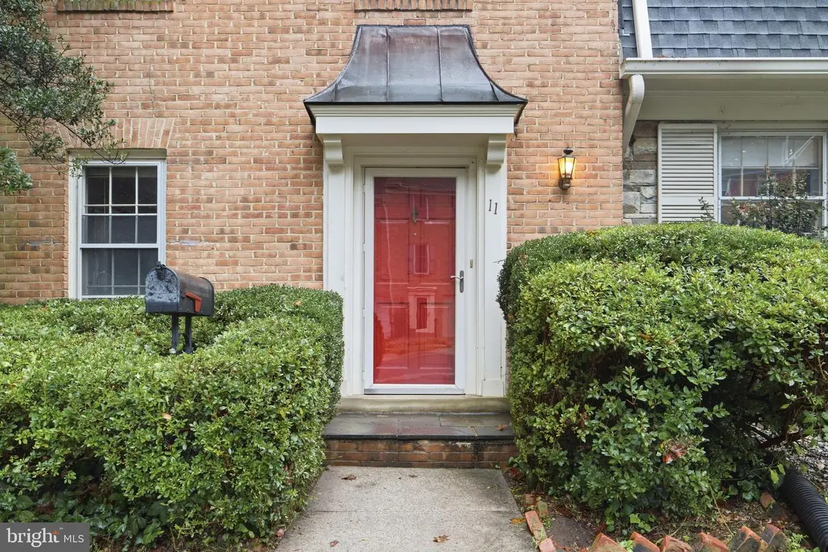 11 Sangamore Ct, Bethesda, MD 20816 - #1
