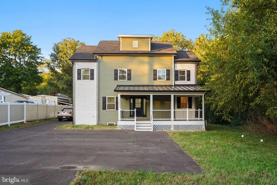 15001 Darnestown Rd, Germantown, MD 20874 - #2