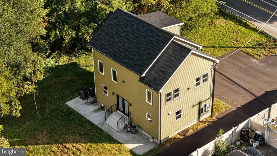 15001 Darnestown Rd, Germantown, MD 20874 - #3