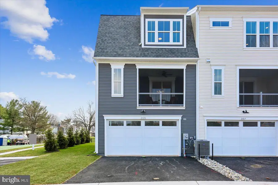 209 Allen Ln, Poolesville, MD 20837 - #2
