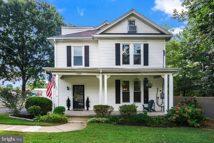 19201 Liberty Mill Rd, Germantown, MD 20874 - #3