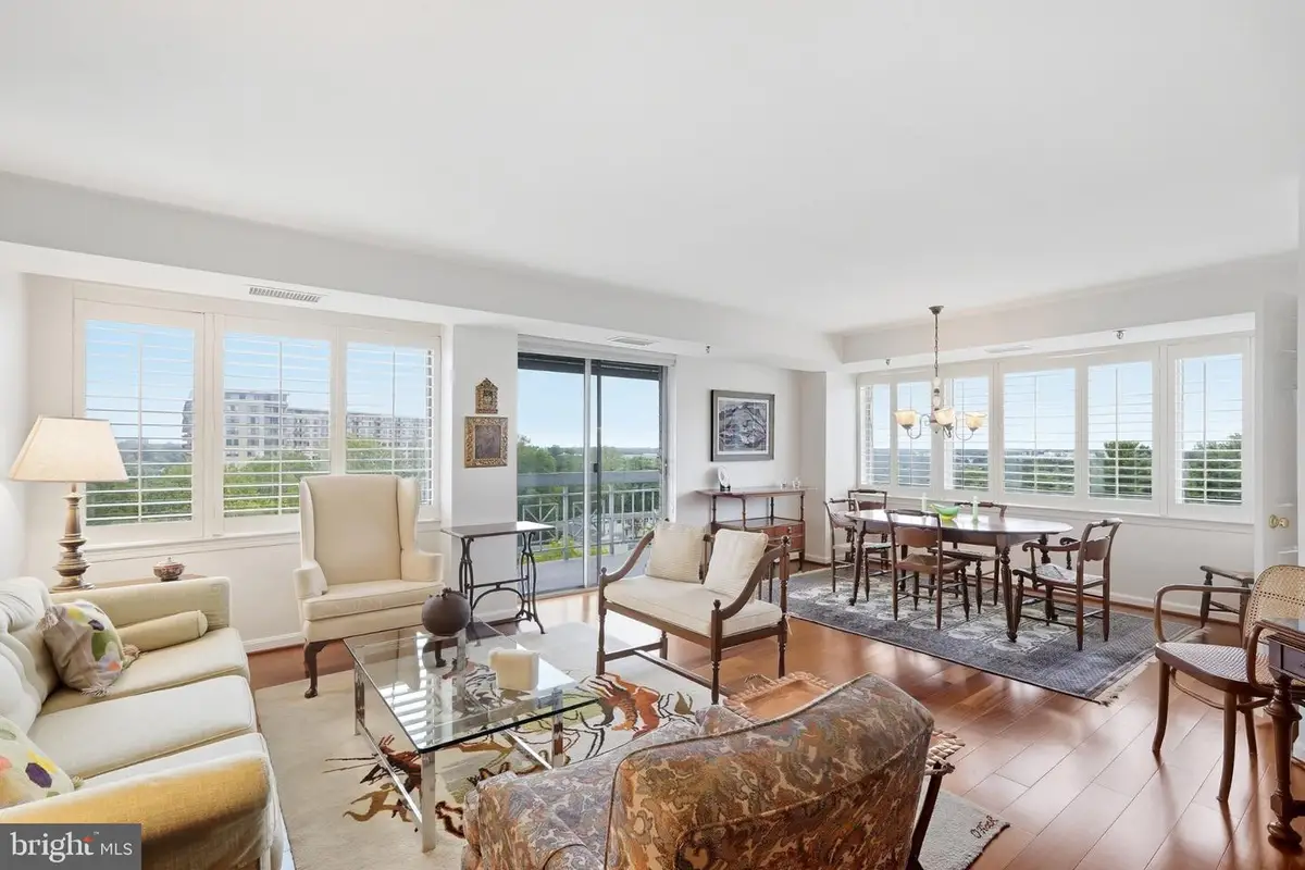 5450 Whitley Park Ter #910, Bethesda, MD 20814 - #1