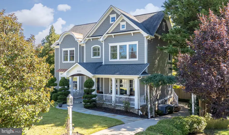 10205 Farnham Dr, Bethesda, MD 20814 - #2