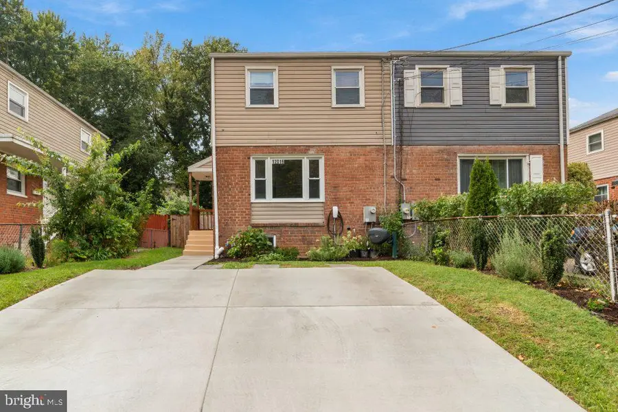 12016 Valleywood Dr, Silver Spring, MD 20902 - #3