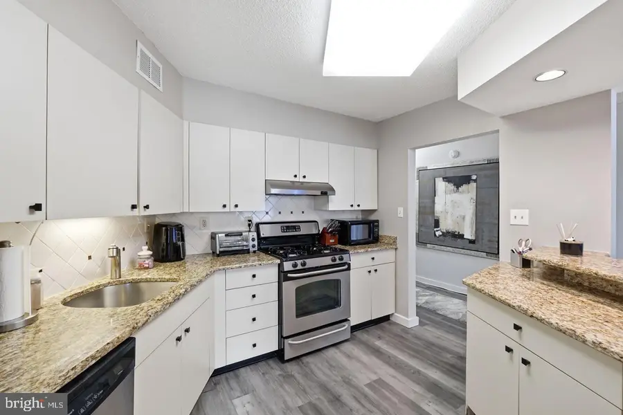 5225 Pooks Hill Rd #1401n, Bethesda, MD 20814 - #3