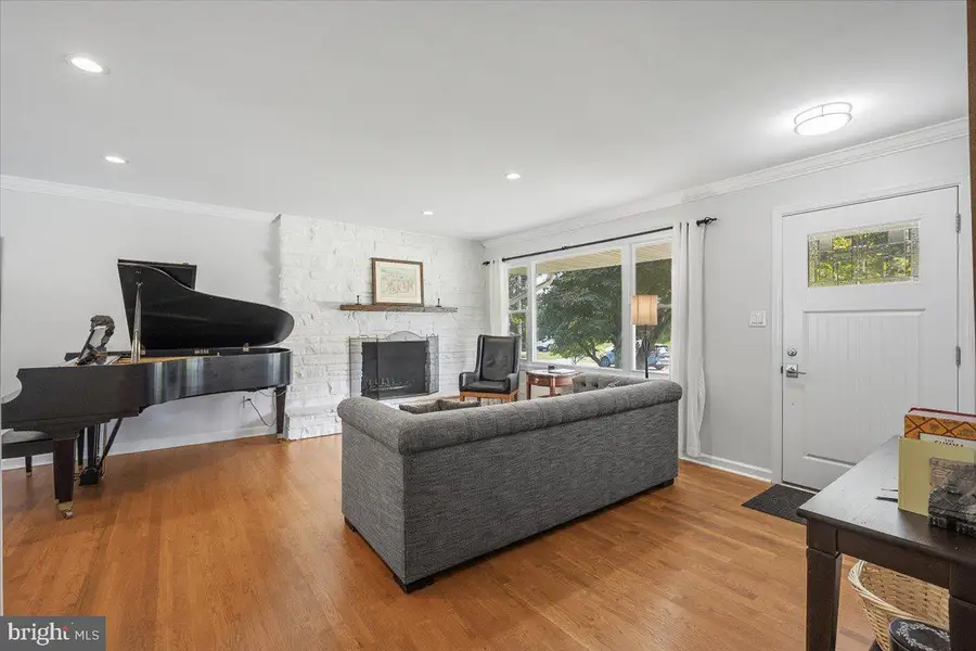 14203 Oakvale St, Rockville, MD 20853 - #3