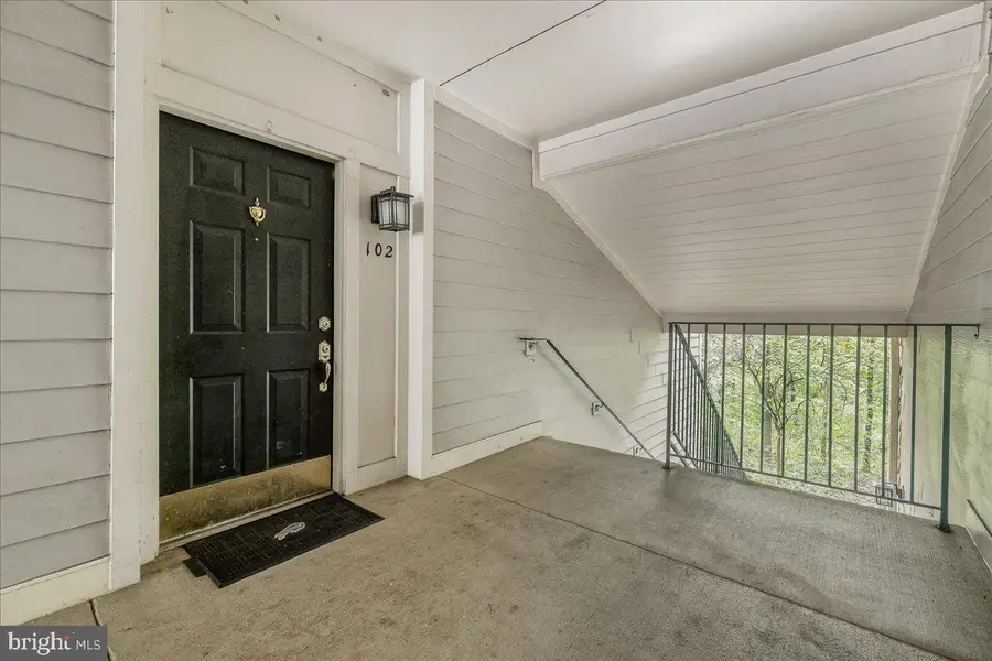 111 Timberbrook Ln #102, Gaithersburg, MD 20878 - #3