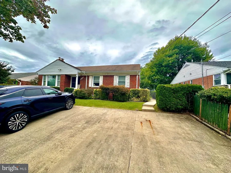 9708 Saxony Rd, Silver Spring, MD 20910 - #3