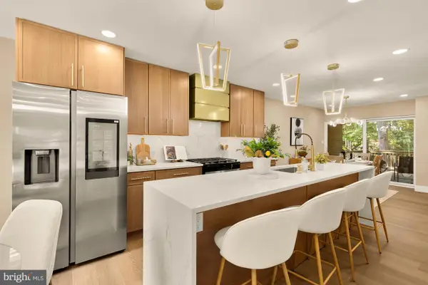 8168 Inverness Ridge Rd, POTOMAC, MD 20854