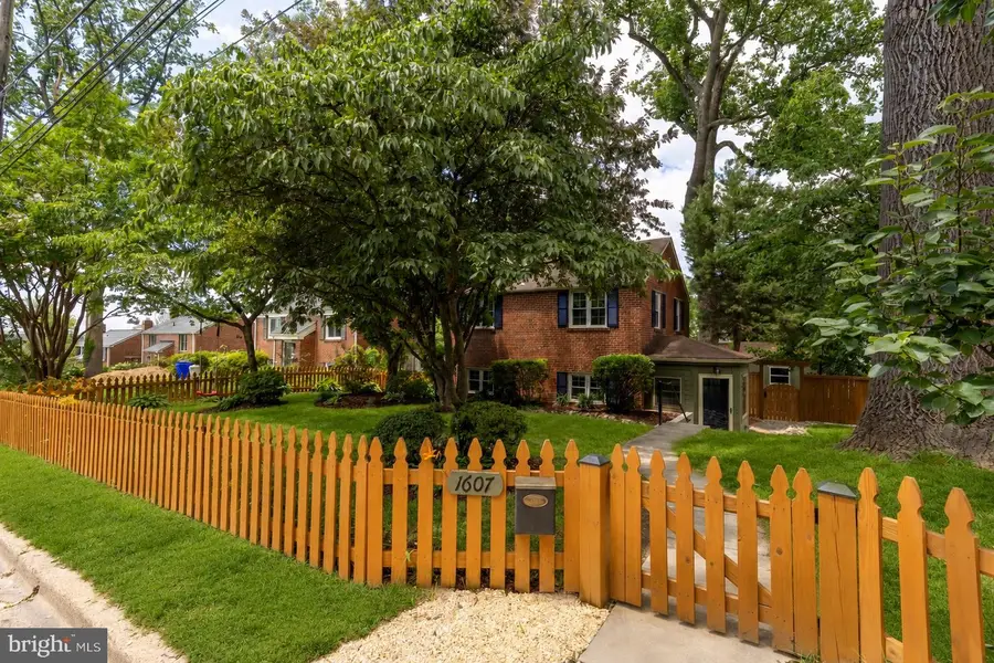 1607 Ballard St, Silver Spring, MD 20910 - #2