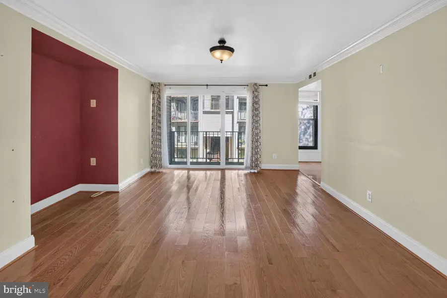 138 Duvall Ln #251-201, Gaithersburg, MD 20877 - #3