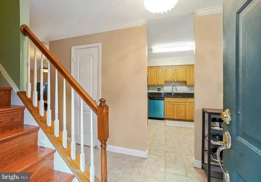 4045 Chesterwood Dr #4045, Silver Spring, MD 20906 - #2