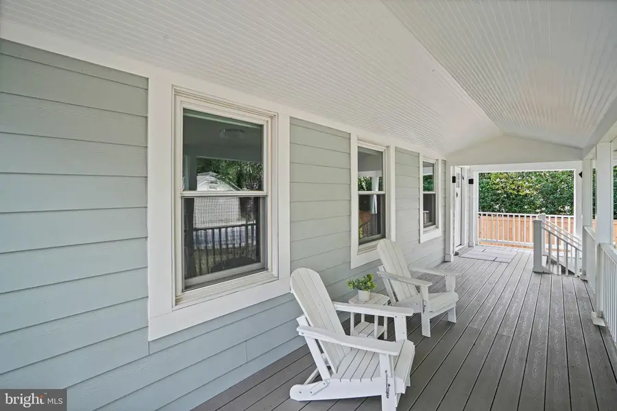 7909 Tilbury St, Bethesda, MD 20814 - #2