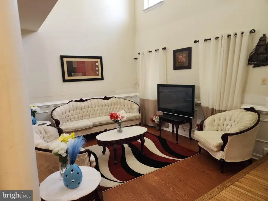 1 Yellow Leaf Ct, Germantown, MD 20876 - #3