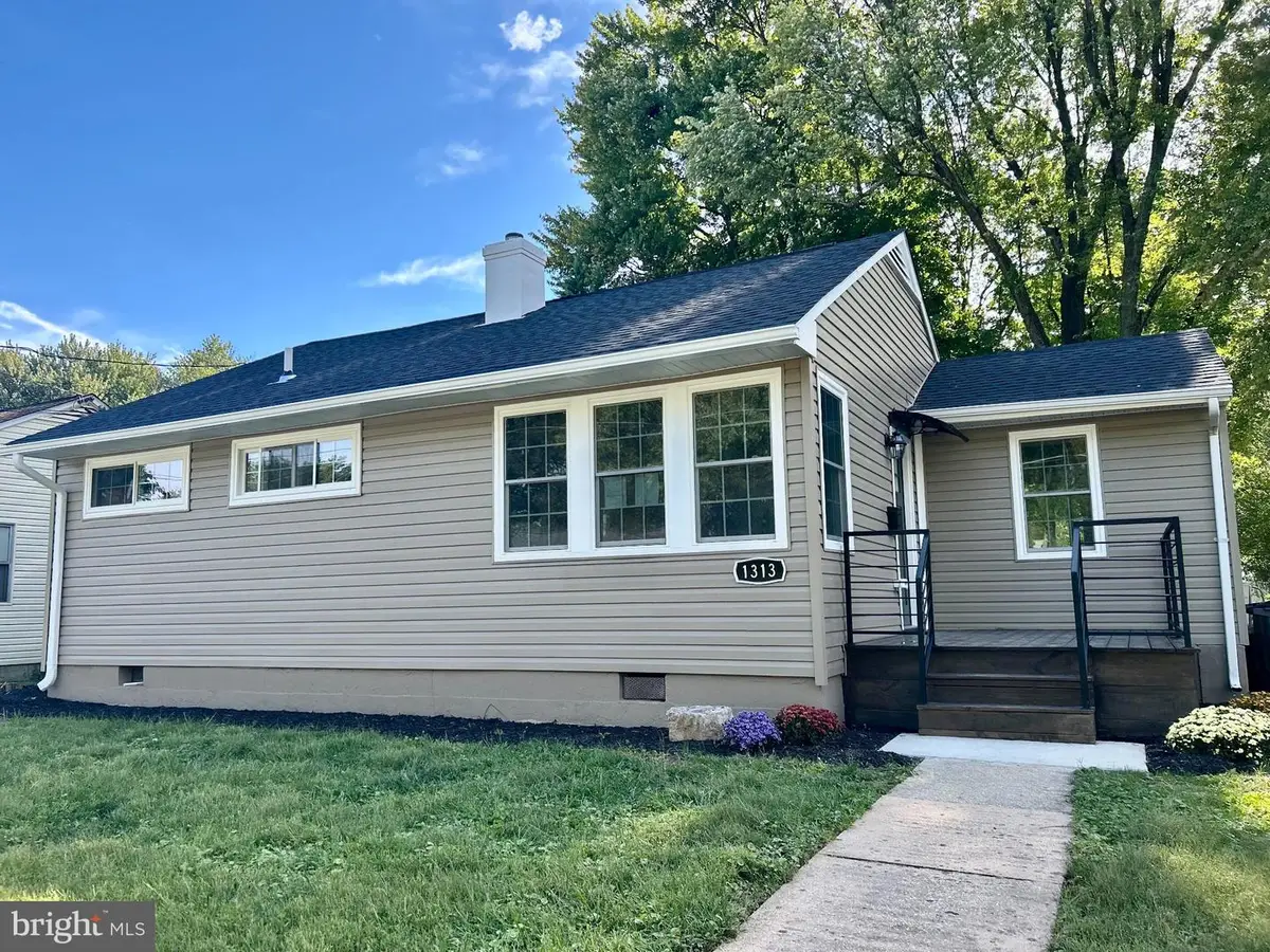 1313 Coral Sea Dr, Rockville, MD 20851 - #1