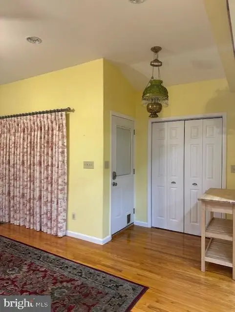 112 Rolling Rd E, Gaithersburg, MD 20877 - #2