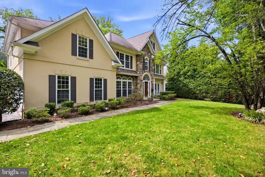 5818 Bradley Blvd, Bethesda, MD 20814 - #2