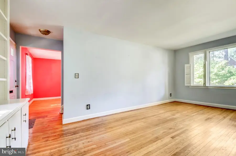 231 Whitmoor Ter, Silver Spring, MD 20901 - #2