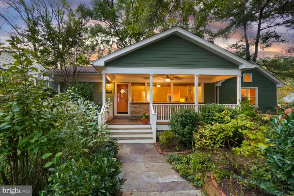 1101 Holton Ln, TAKOMA PARK, MD 20912