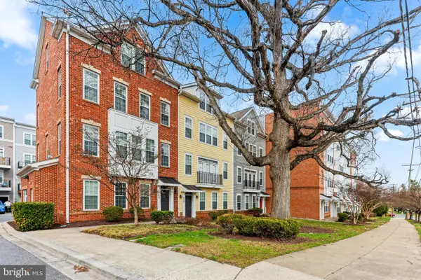 224 N Summit Ave #28-224, GAITHERSBURG, MD 20877
