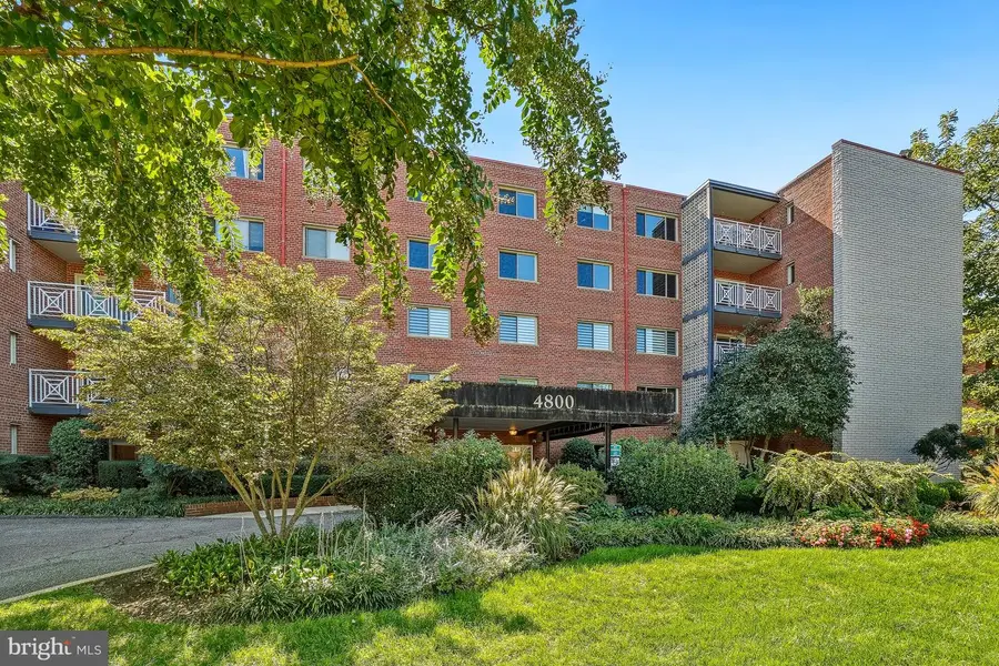 4800 Chevy Chase Dr #102, Chevy Chase, MD 20815 - #2