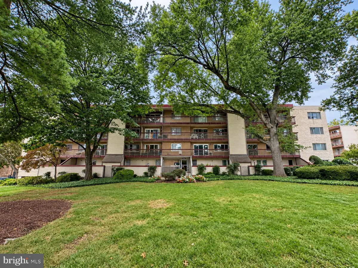 10300 Westlake Dr #209, Bethesda, MD 20817 - #1