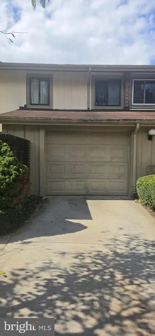 19541 Brassie Pl #10d, Gaithersburg, MD 20886 - #2