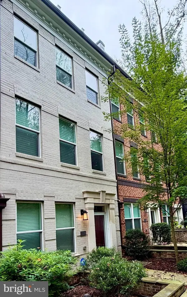 10336 Grosvenor Pl, NORTH BETHESDA, MD 20852