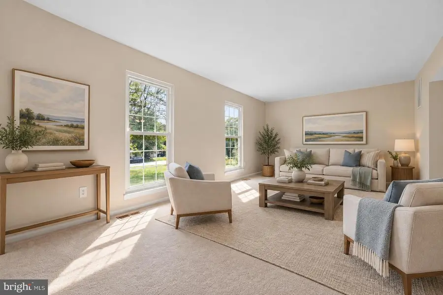 12115 Fountain Dr, Clarksburg, MD 20871 - #3
