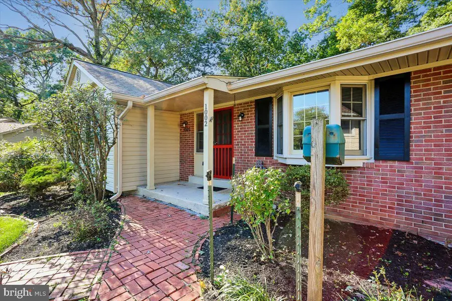 1002 Broadmore Cir, Silver Spring, MD 20904 - #3